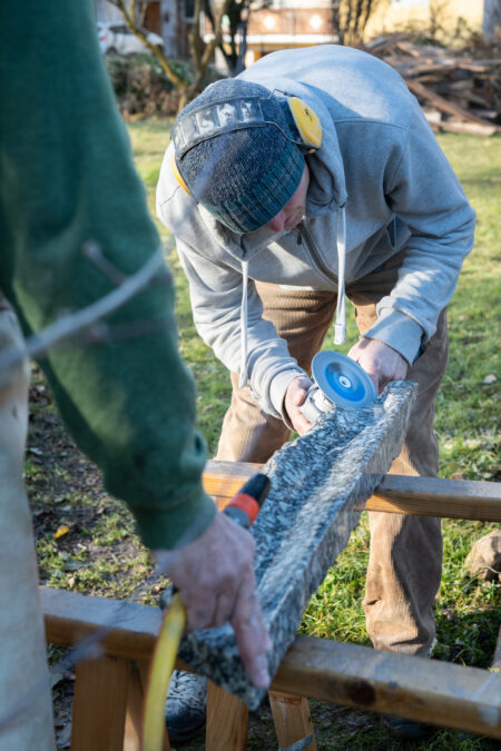 013-granito-sassi-fontana